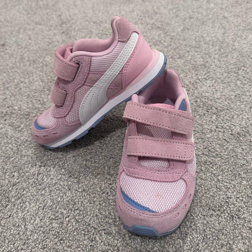 Puma sneakers